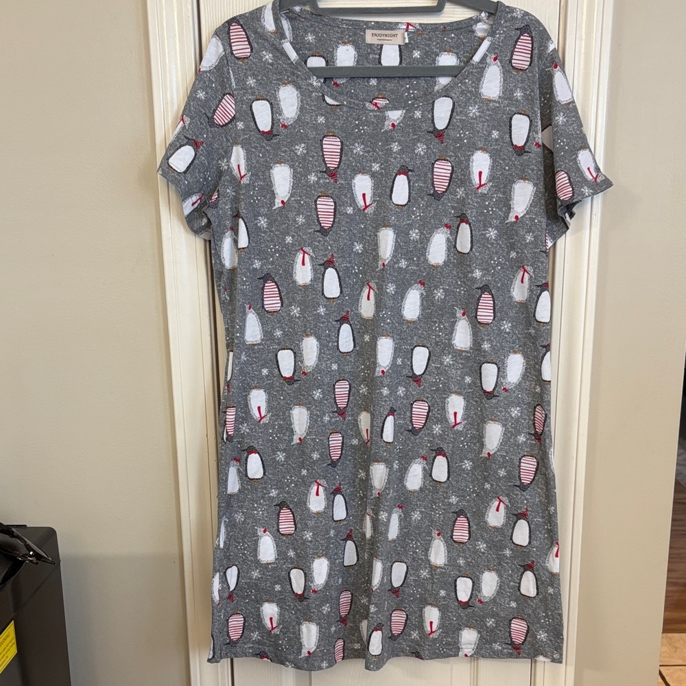 Charming Gray Penguin Women's Nightgown